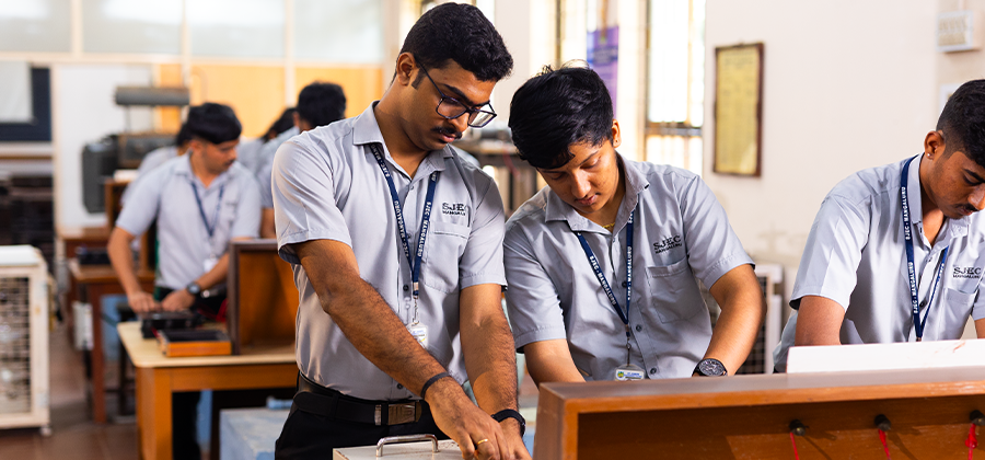 Best Engineering Courses & Career Options in India