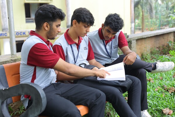 Undergraduate Programs (UG)